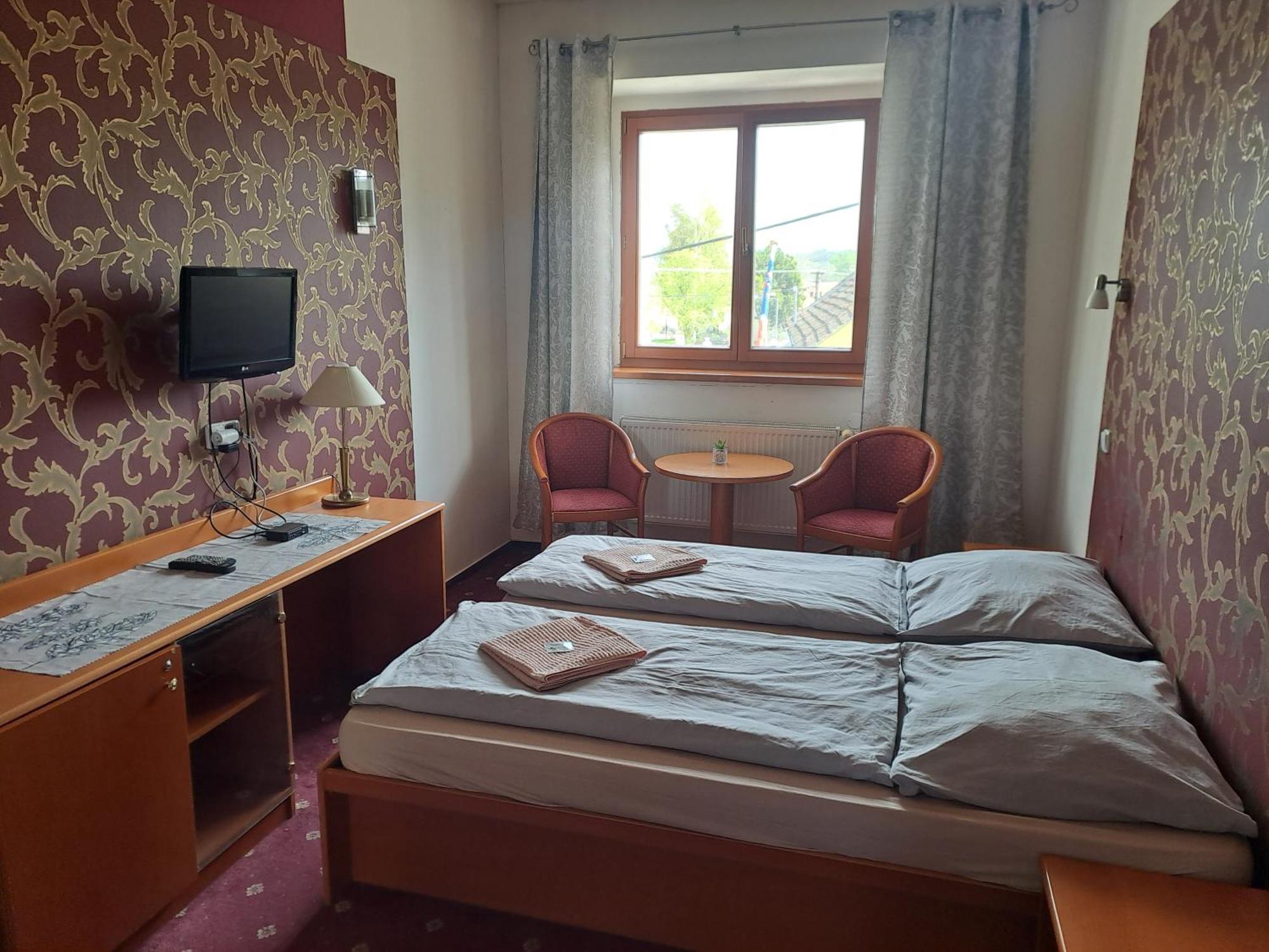 Dobra Skola U Jenicka Hotel Vojkovice  Buitenkant foto